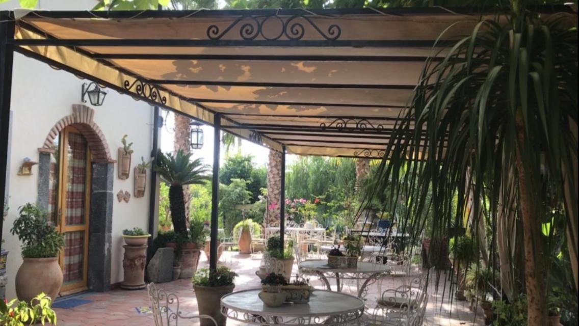Bed and Breakfast La Capanna Di Giuseppe E Maria Таорміна Екстер'єр фото